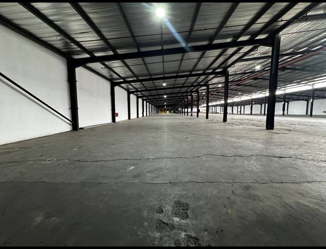7,500M² WAREHOUSE TO LET IN MPUMALANGA